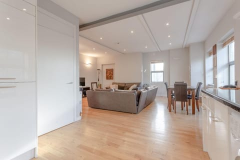 Modern 2 Bedroom Apartment in Heart of Hackney Apartment in London Borough of Hackney