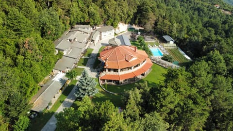 Property building, Natural landscape