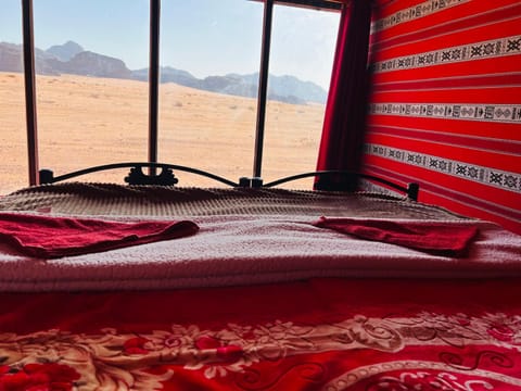 Desert Tree camp&tours Luxury tent in South District