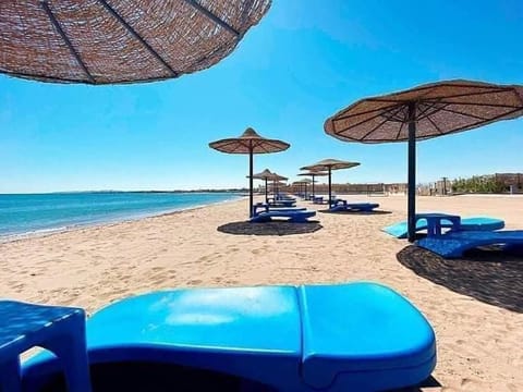 Cecelia Resort private chalets Condominio in Hurghada