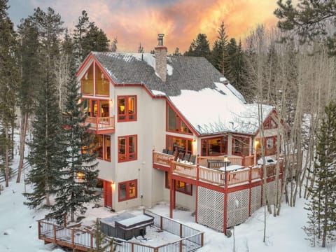 Happy Trails Lodge House in Breckenridge