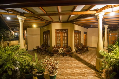 Balcony/Terrace, Evening entertainment