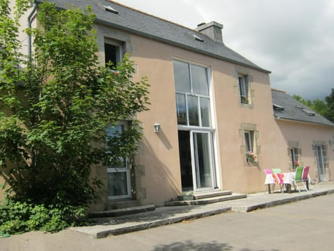 Maison De Campagne - Porte Brest Ouest. House in Brest