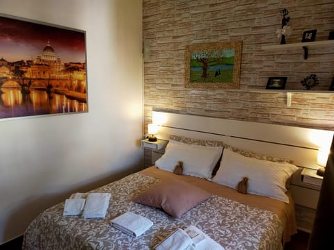 Luxury Apartment Magnolia Terrace Bed and Breakfast in Fregenae