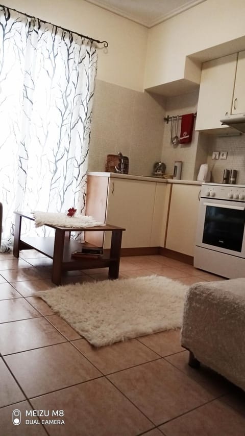 Φωτεινό διαμέρισμα Πειραιας Apartment in Pireas