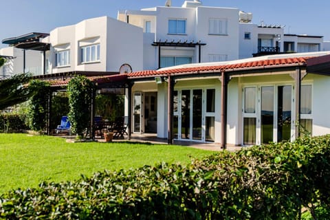 Blue Bay Beach House Casa in Larnaca