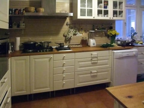 Coffee/tea facilities, Kitchen or kitchenette