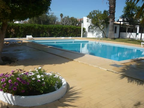 Garden, Swimming pool