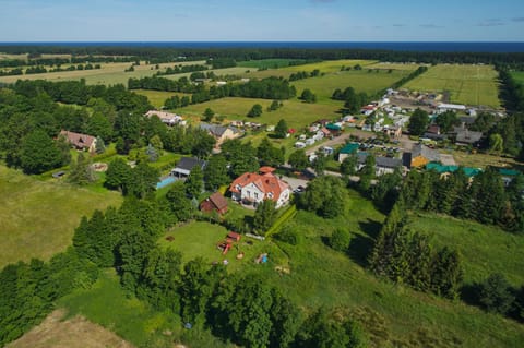 Dworek Pod Różą Vacation rental in Pomeranian Voivodeship