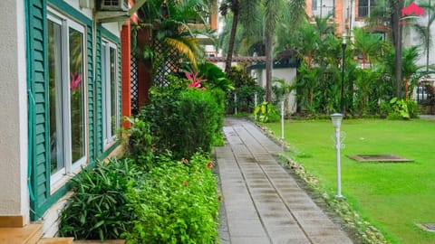 Property building, Garden, Garden view