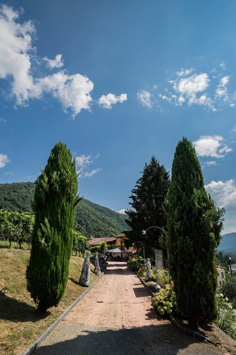 Wine & Art Relais Vallombrosa Bed and Breakfast in Canton of Ticino