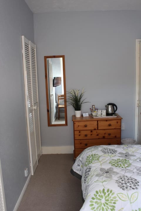 Beamsley Lodge B&B Bed and Breakfast in Eastbourne