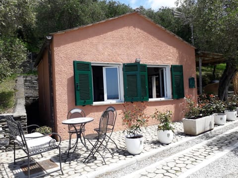 Tigullio Vacations panoramica apartments Casa in Lavagna