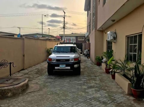 ARO APARTMENTS: (College Road) Copropriété in Lagos