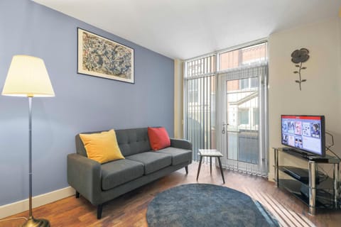 UR STAY Apartments Leicester Condo in Leicester