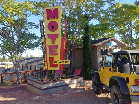 Lake Powell Motel & Apartments Hotel in Page