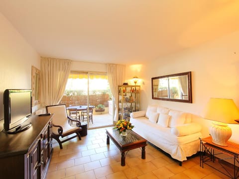 Apartment Les Eucalyptus-3 by Interhome Apartment in Antibes