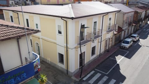 Property building, Street view, Parking