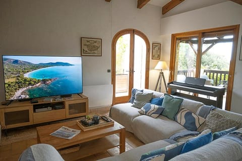 Grande Villa, Corse du Sud, Domaine privé de Cala Rossa Villa in Porto-Vecchio