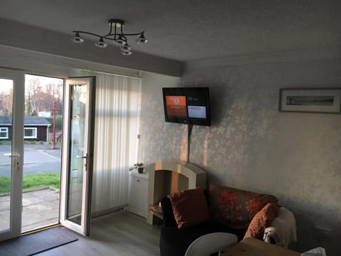 TV and multimedia, Seating area