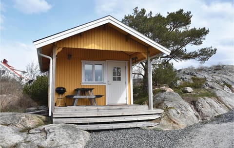 Stunning Home In Vrng With 1 Bedrooms And Wifi House in Gothenburg