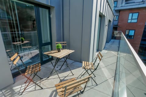 Hilltop Serviced Apartments- Northern Quarter Apartment in Manchester