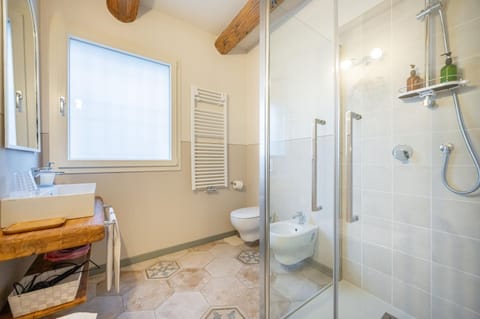 Shower, Toilet, Bathroom, bidet