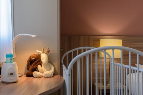 Bedroom, young children, cot