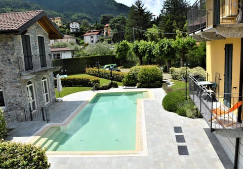 Bellagio Love apartment Pool Near lake Free parking Condo in Bellagio