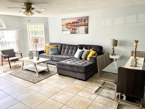 Great Lovely Family Apartment close Disney Condominio in Kissimmee