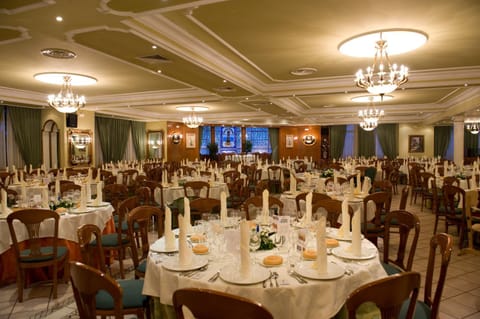 Banquet/Function facilities