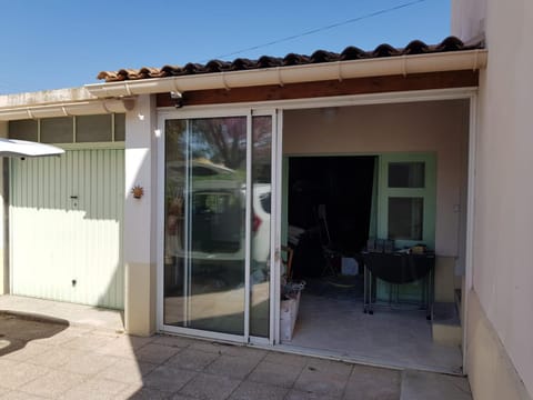 Location maison Monteux Apartment in Provence-Alpes-Côte d'Azur