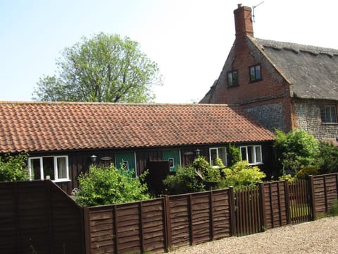 Thorpegate Cottage House in North Norfolk District