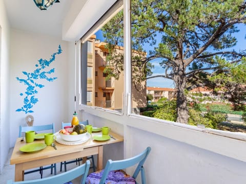 Apartment Mer et Soleil I-3 by Interhome Apartment in Bormes-les-Mimosas