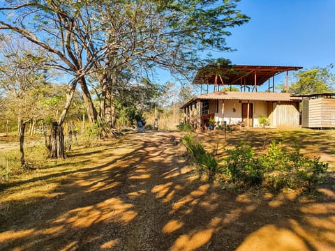 Property building, Garden, Garden view, Landmark view