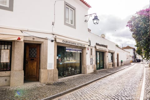 Casa dos Mouros Apartment in Evora