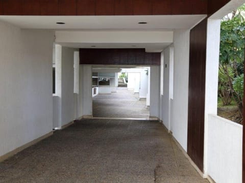 Grand 2P avec Parking et Terrasse, Piscine sur le Toit, Proche des Plages à Menton - FR-1-196-172 Apartment in Menton