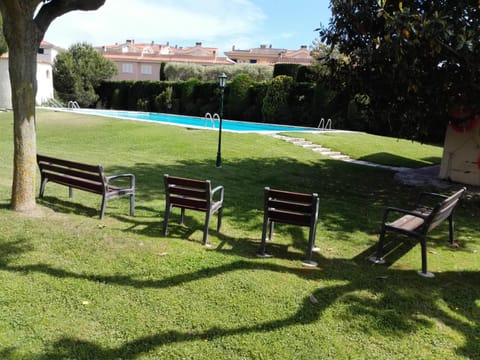 Sagaro garden, Jardin privado, piscina, 150 m playa Condo in S'Agaró
