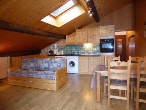 Appartement Champagny-en-Vanoise, 2 pièces, 4 personnes - FR-1-464-145 Wohnung in Champagny-en-Vanoise