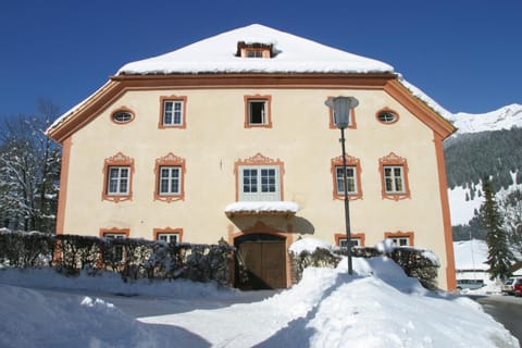 Property building, Day, Winter