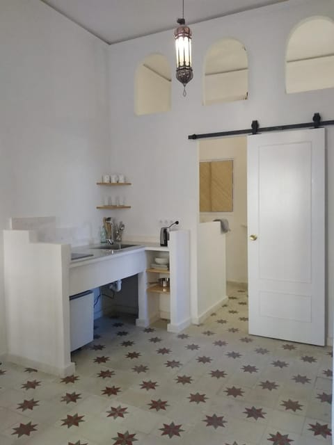 Kitchen or kitchenette, Photo of the whole room