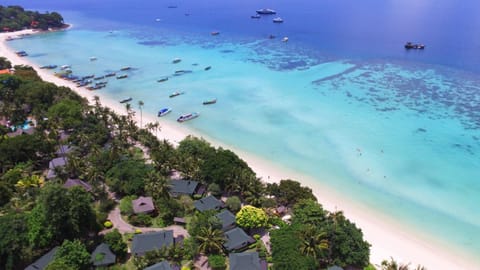 Nearby landmark, Day, Natural landscape, Bird's eye view, Other, Beach, Sea view