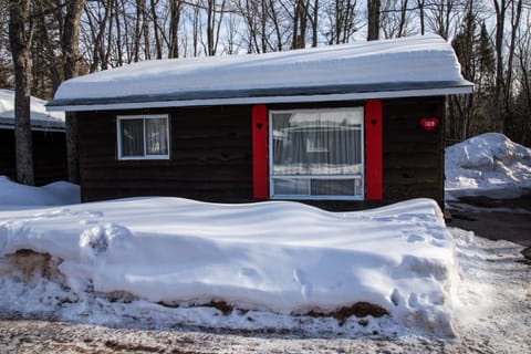 Glenview Cottages Campeggio /
resort per camper in Sault Ste Marie