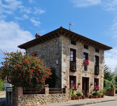 La Torruca House in Western coast of Cantabria