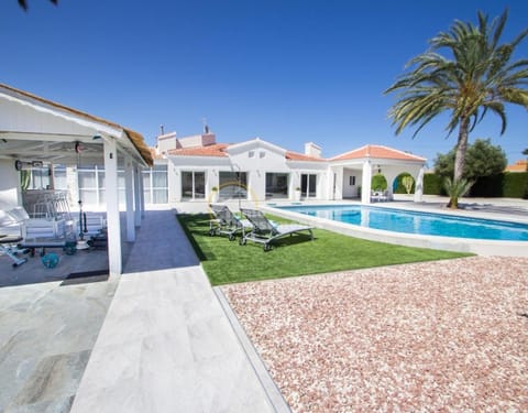 Villa Pyeranch Villa in Torrevieja