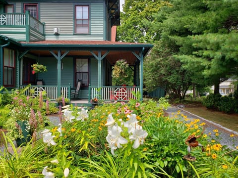 Garden, Balcony/Terrace