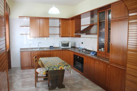 Kitchen or kitchenette, Living room, Area and facilities