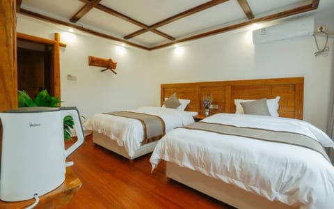 Easy House Bed and Breakfast in Hubei