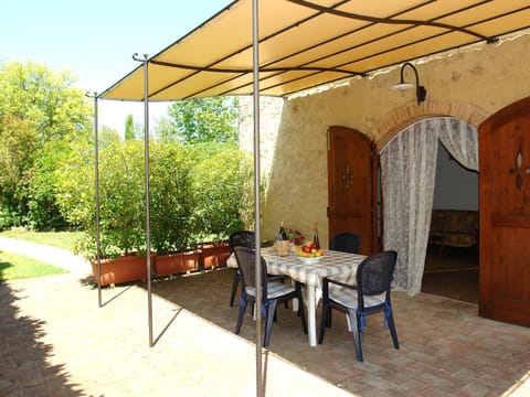 Holiday Home Capanna di Sopra by Interhome House in Castellina in Chianti