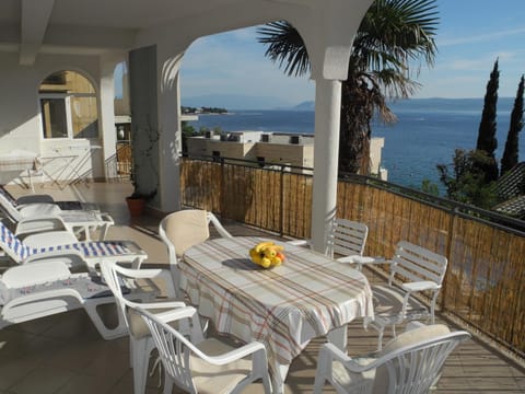 Balcony/Terrace, Pool view, Sea view